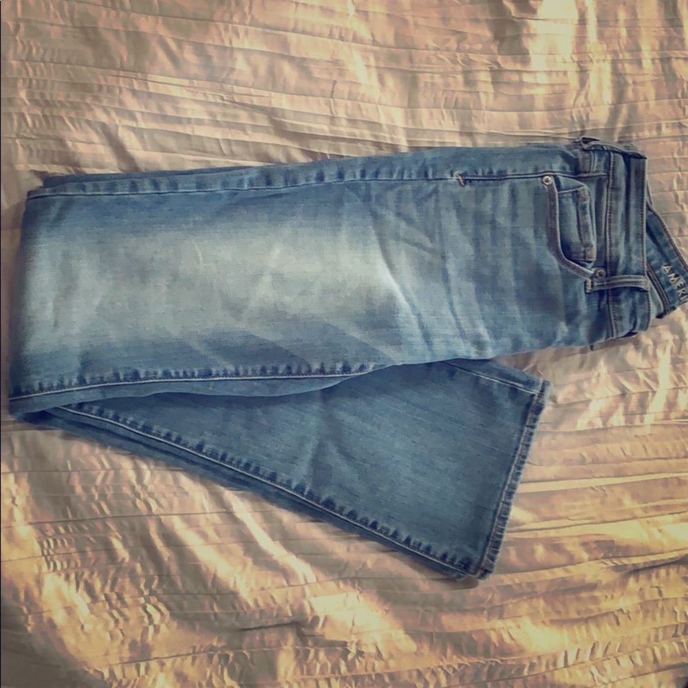 AE skinny kick Jean size 4 Long
